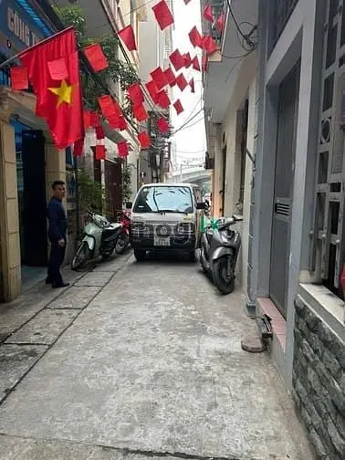 Hoàng Quốc Việt – Cầu Giấy – Ô Tô – 71 M2 – 4 T – Mt 10 M – Giấ 22.3 T