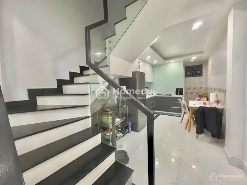 Cần Tiền Trả Nợ Bán Nhà 1T1L Đ.lê Văn Việt-Thủ Đức,Dt 60M2-Giá 2,5 Tỷ-Shr-Cách Chợ 40M Tiện-Lh Vy