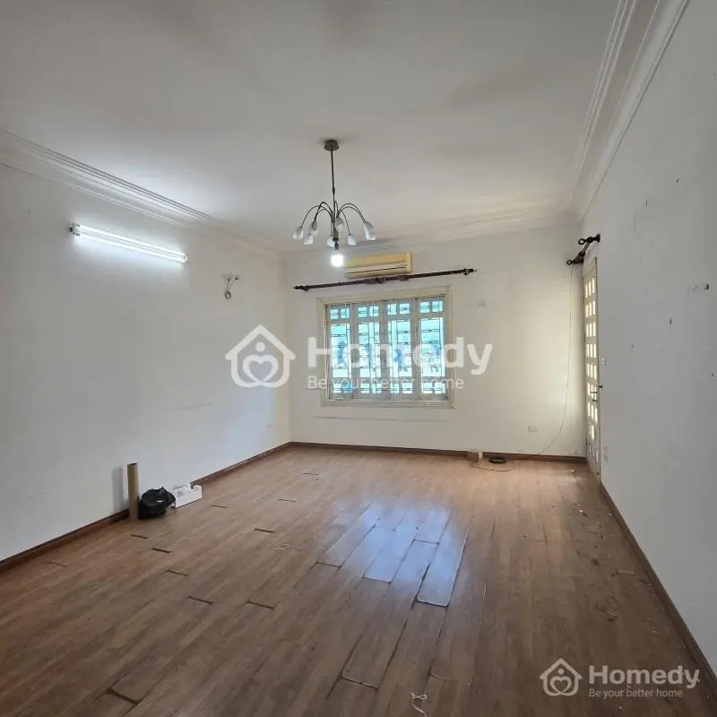 Bán Nhà Lạc Long Quân – Lô Góc Siêu Đẹp – 3 Ô Tô Tránh – 95M² – Mặt Tiền 9M – Gía Bán 34.5 Tỷ