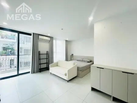 Căn Hộ Studio Cao Cấp Có Ban Công – Full Nội Thất, Thang Máy – Ngay Trung Tâm Quận Tân Bình