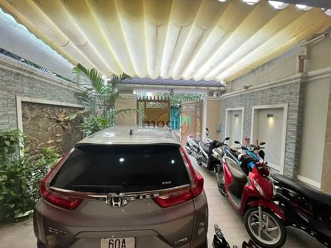 Nhà Bán Ngay Sân Bay Biên Hòa 1 Trệt 2 Lầu Sổ Hồng 145M2 Giá 9.8 Tỷ