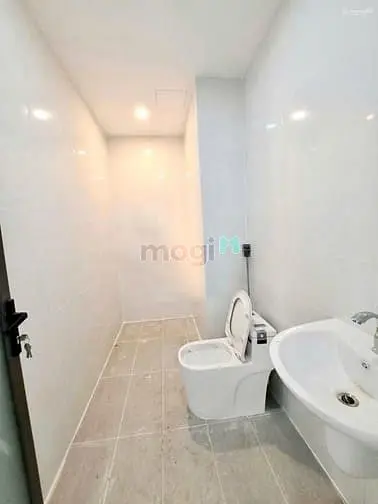 Siêu Phẩm Mặt Tiền Hoa Đào - Nhà Mới - Trống Suốt - Ngang 8M