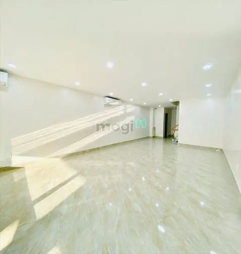 Co Thuê Nhà Địa Chỉ: 40D Út Tịch, Phường 4, Tân Bình