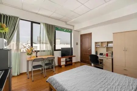 Căn Hộ Cửa Sổ Lớn Máy Giặt Riêng Gần Hàng Xanh Giáp Quận 1, Phú Nhuận !!!