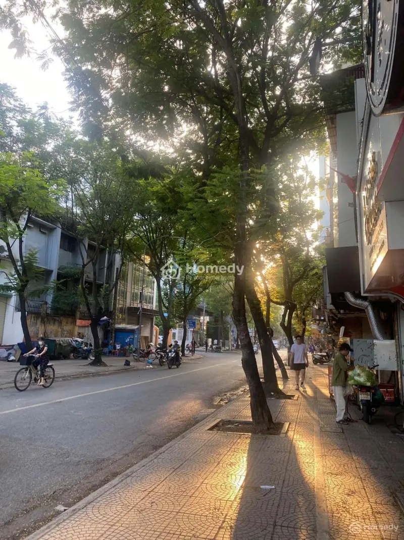 Bán Tt Đống Đa - Ô Tô Đỗ Cửa - Dt Sổ Hiếm - Dt Sử Dụng 150M2 - Tầm Tiền Cạnh Tranh Nhà Đất