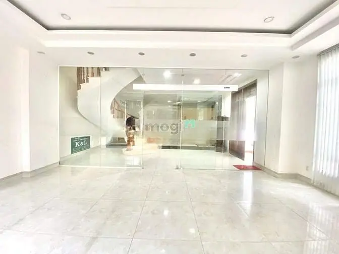 Siêu Phẩm Nhà Đẹp Cư Xá Đô Thành , Quận 3 - Ngang 6M , Gía Thuê Chỉ 37