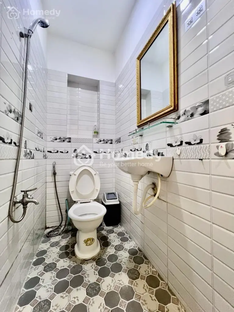 Bán Nhà Hxh 6M Thích Quảng Đức 4Pn Sát Mặt Tiền Ngang 4.2M Sổ Đẹp Đã Hoàn Công