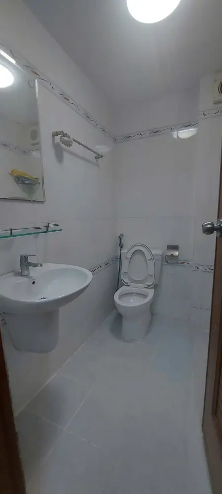C/C Miếu Nổi, P3, Bình Thạnh: 70M2, 2Pn, Tolet Nhà Mới, 11Tr/Th.