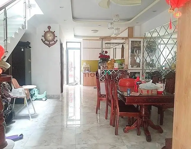 Biệt Thự Lên Sóng• Phú Thuận• Q7• Nhà Đẹp• 128M2 (7X17.5)• 6Pn• 7Wc