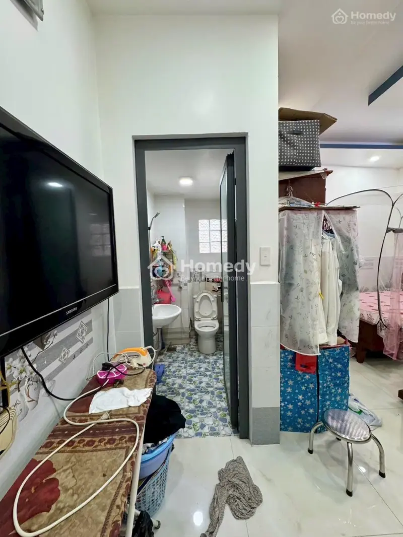 Nhà Sát Mt Điện Biên Phủ Q3, 40,2M2, 4 Tầng, Btct, Tiện Kinh Doanh, Mua Bán Làm Vp