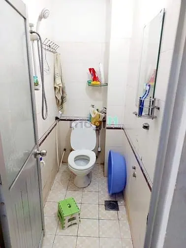 Cho Thuê Phòng Q3.Lầu 4.Rộng Rãi.ban Công.tolet Riêng 3Tr3