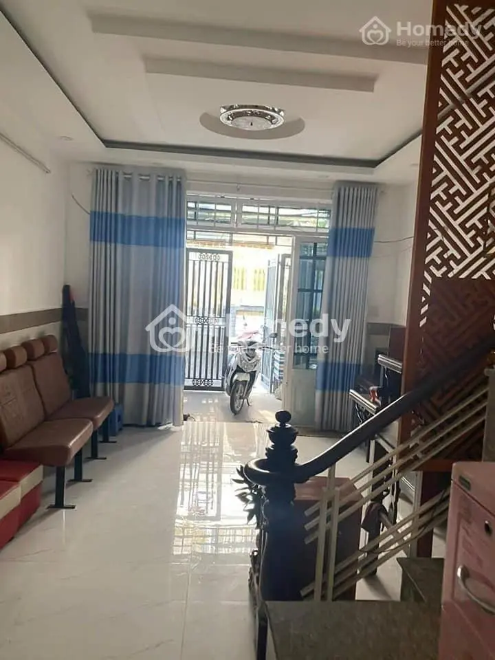 Định Cư Nước Ngoài - Cần Bán Nhà Hóc Môn , 100M2, Giá Chỉ 850 Triệu - Đang Cho Thuê Giá 5 Triệu