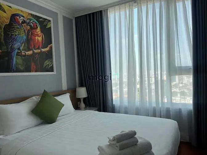 Cần Bán Căn Chung Cư Toà Léman Luxury Apartments Q3 Tầng Cao View Đẹp