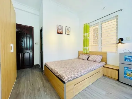 Cho Thuê Phòng Trọ Full Nội Thất – Ban Công Quận 1 Gần Công Viên Lê Văn Tám, Cầu Kiệu