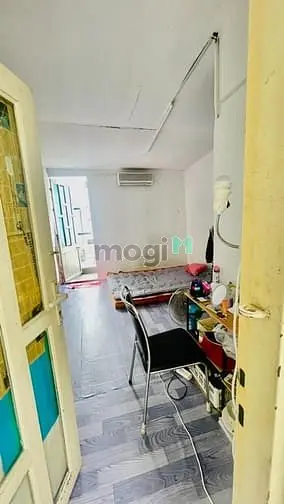 Cho Thuê Phòng Q3.Lầu 4.Rộng Rãi.ban Công.tolet Riêng 3Tr3