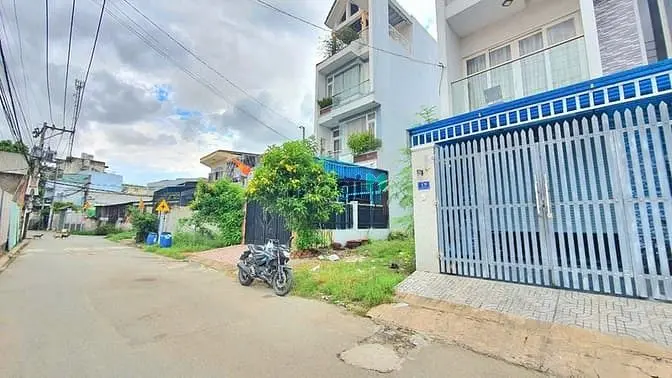 Bán Đất Mặt Tiền Đường 963 Nguyễn Duy Trinh , Phú Hữu, Q9 - Dt: 83M2