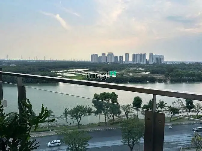 Bán Căn Hộ M8 Phú Mỹ Hưng 131M² – View Sông Tuyệt Đẹp – Giá 16 Tỷ