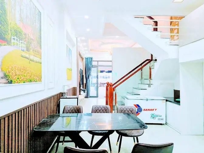 🏡 Nhà Mặt Tiền Dương Cát Lợi, Sát Quận 7 – 74M² – Giá 9.99 Tỷ