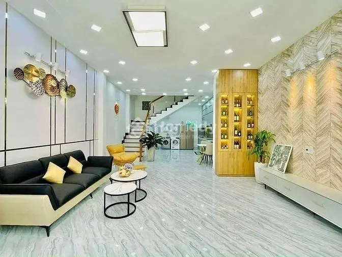 Định Cư Bên Úc Bán Nhà 64M2,1 Trệt 2 Lầu,Shr,1 Tỷ 180Tr,Đoàn Văn Bơ,P14,Quận 4,Lh Hùng 0775069***