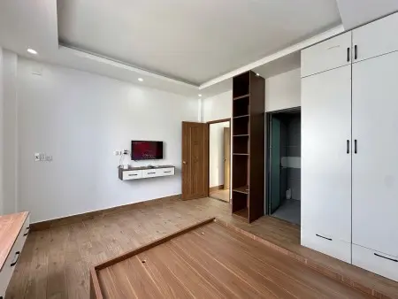 Căn Hộ Tách Bếp Cửa Sổ Gần Quận 1 Quận 3 Phú Nhuận Tân Bình