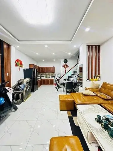 Tân Bình - Gần Mặt Tiền - Ngang Hơn 5M - 53M - Nhỉnh 6 Tỷ