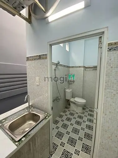 Cho Thuê Phòng Nội Thất Cơ Bản (Có Máy Lạnh, Bếp), Giờ Giấc Tự Do