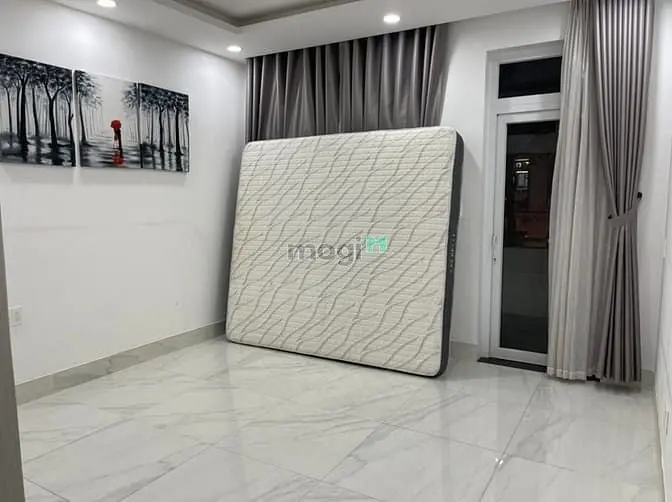 ⭕Cho Thuê Nhà 4 Tầng Đường Nguyễn Thị Minh Khai P.bến Thành Q1 70Tr/Th