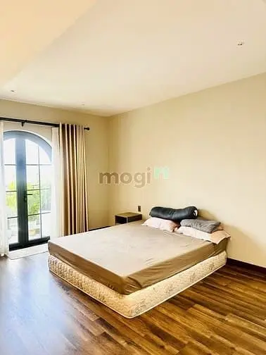 Bán Nhanh Biệt Thự Phố Nội Thất Cao Cấp