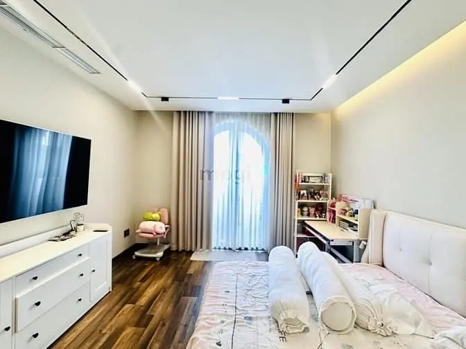 Bán Nhanh Biệt Thự Phố Nội Thất Cao Cấp