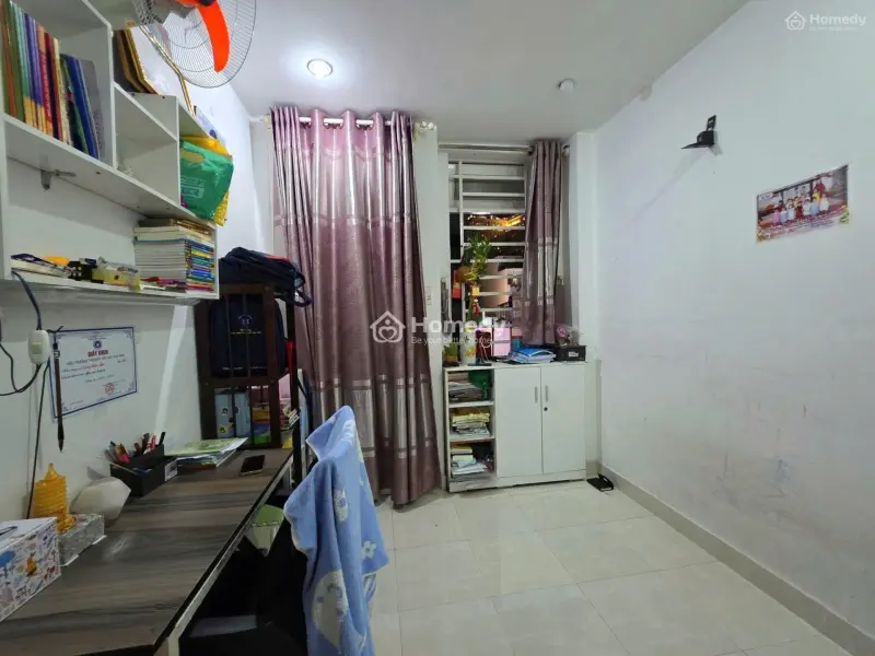 Bán Gấp Nhà Ngay Trung Tâm Quận 1 - Đường Hai Bà Trưng - Giá Chỉ 5,5 Tỷ