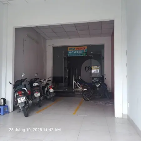 Cho Thuê Ký Túc Xá Nhà Mặt Tiền Đường Hà Huy Giáp Gần Chợ Đường