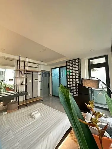 Trống Sẵn Studio View Kính Siêu Chill Full Nội Thất Ngay Cầu An Lộc