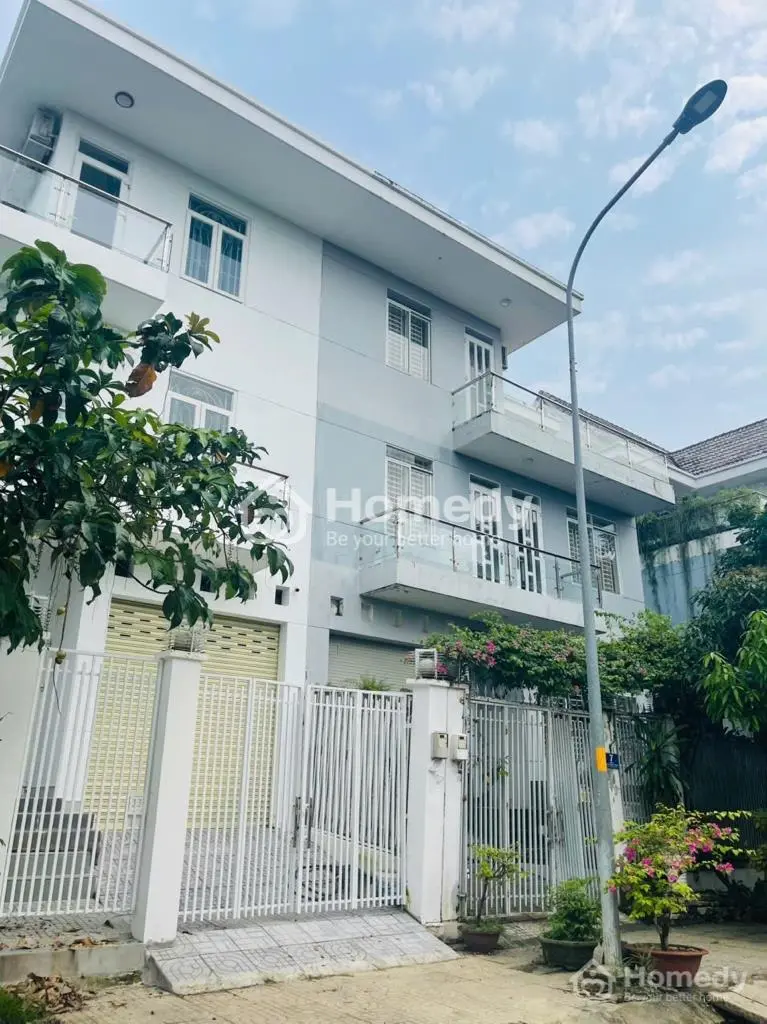 🇻🇳 Cho Thuê Nhà Nguyên Căn Đào Sư Tích 11 X12M ,2 Lầu , 3Pn