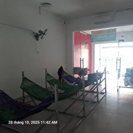 Cho Thuê Ký Túc Xá Nhà Mặt Tiền Đường Hà Huy Giáp Gần Chợ Đường