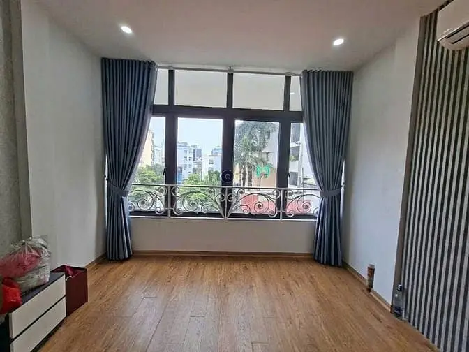 Bán Nhà Nguyễn Lương Bằng 6 Tầng 33M2, Mt 4M, Ngõ Ôtô Nhỏ, Gần Phố