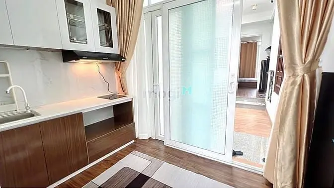 Căn Hộ Cho Thuê Thang Máy Máy Giặt Riêng Ở Định Công Tráng Q1