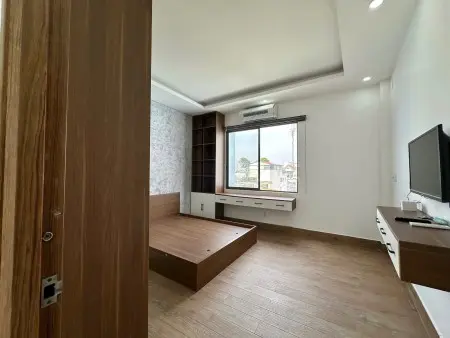 Căn Hộ Tách Bếp Cửa Sổ Gần Quận 1 Quận 3 Phú Nhuận Tân Bình