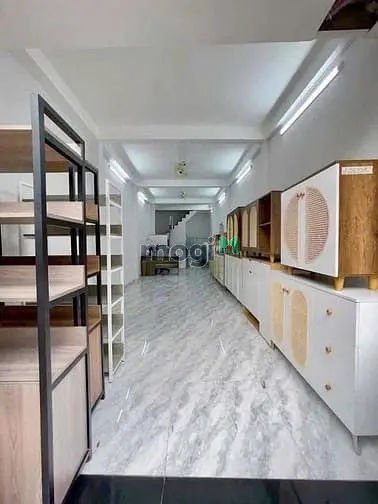 (3.3X11M) Mặt Tiền Bà Hạt P9 Q10 - 23.5 Triệu