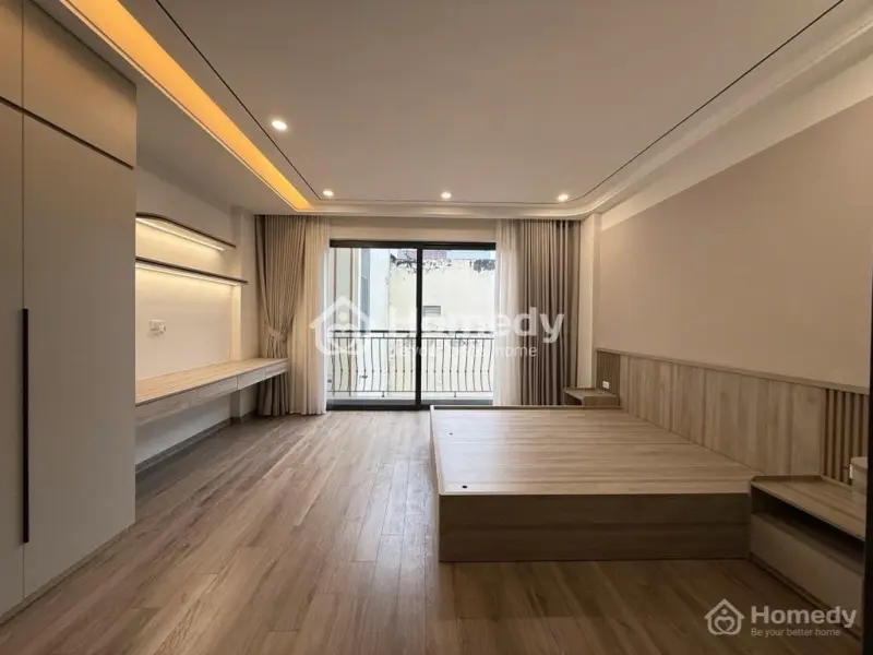 Hoa Hậu Phố Trạm - 6T Thang Máy - Ô Tô Đỗ Cửa - 37M2 - Full Đồ Như Ảnh