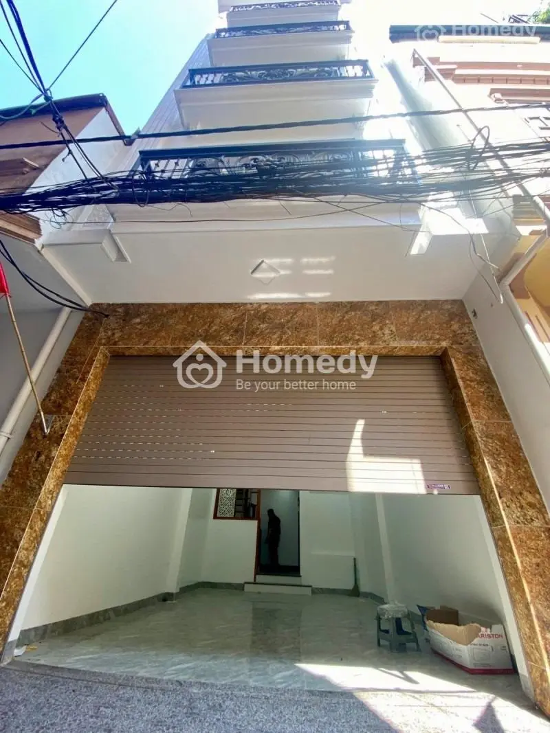 Nhà Mới Kính Koong – Thang Máy – Ô Tô Vào Nhà – Ngõ Thông – Gần Hồ – Cách Mặt Phố Chỉ 20M