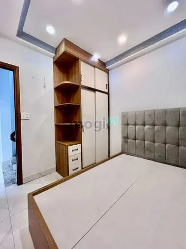 Bán Nhà Hxh Nhựa 6M Thích Quảng Đức 3 Tầng Ngang 4.2M Nở Hậu Nhẹ