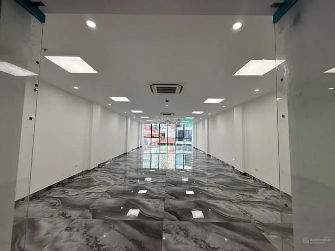 Bán Mặt Phố Chùa Láng | Tòa Vp 135M2 X 10 Tầng | Mt 6.2M | Giá 115 Tỷ