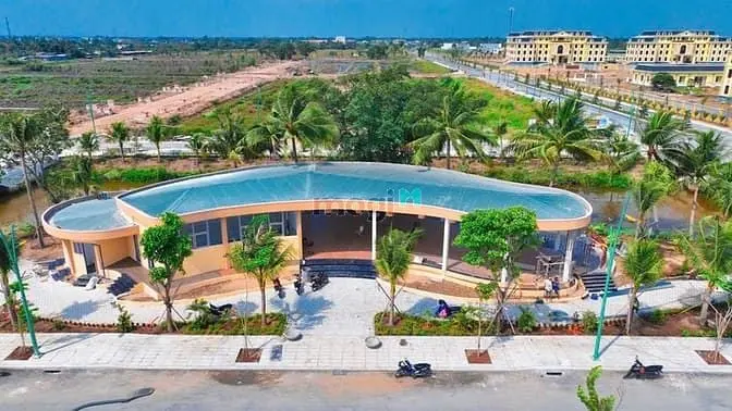 Agora City Chuẩn Châu Âu, Đô Thị Hành Chính Thương Mại