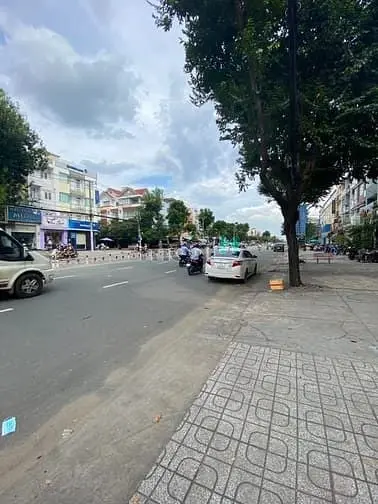 💯Hot💃💃Bán Nhà Mtkd Sung Túc Tên Lửa 4,5X20M 4 Tầng - Cách Aeon 20M