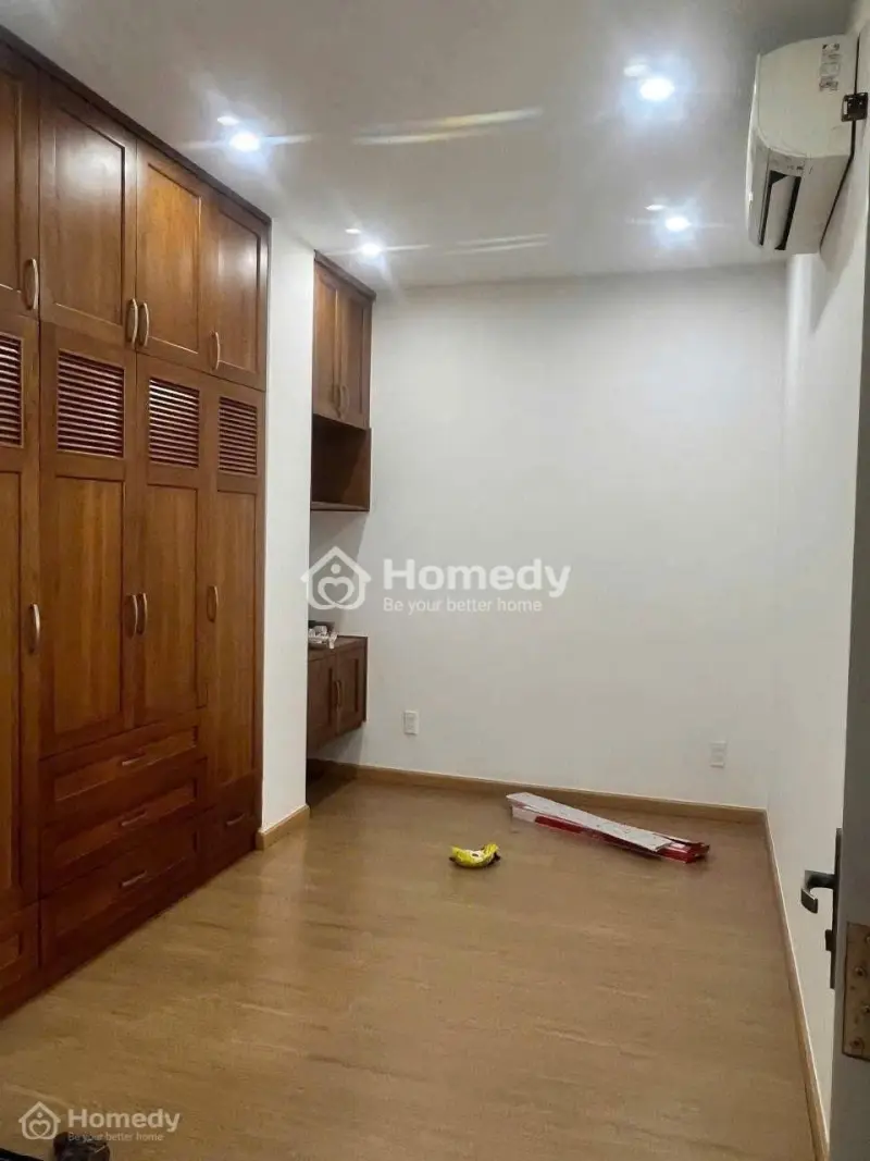 Chung Cư Saigon Tower, Thoại Ngọc Hầu, Tp: 85M2, 2Pn 2Wc Ban Công 9Tr