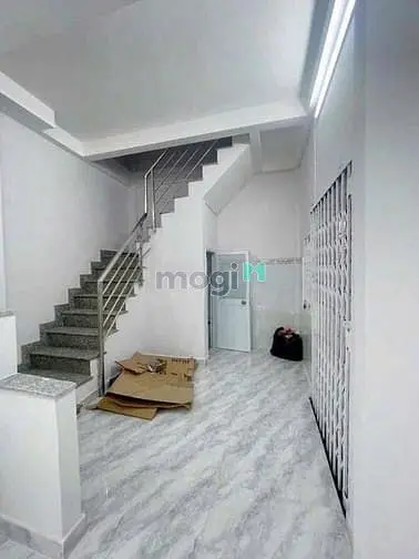 (3.3X11M) Mặt Tiền Bà Hạt P9 Q10 - 23.5 Triệu