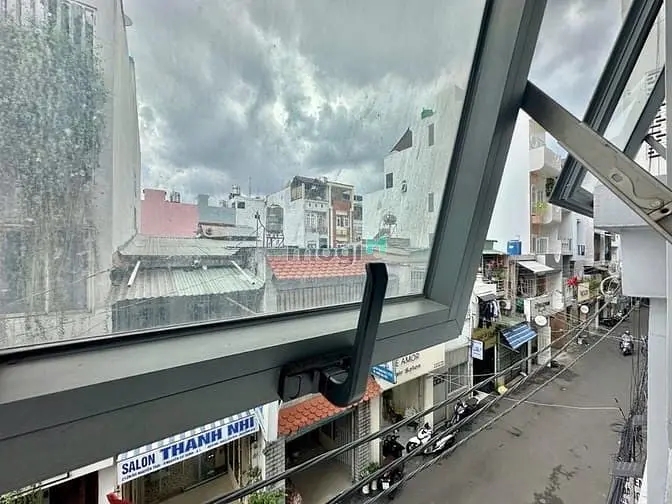 Căn Hộ 2 Cửa Sổ Lớn Tại Trung Tâm Quận 1 Đường Nguyễn Trãi Gần Cv 23/9