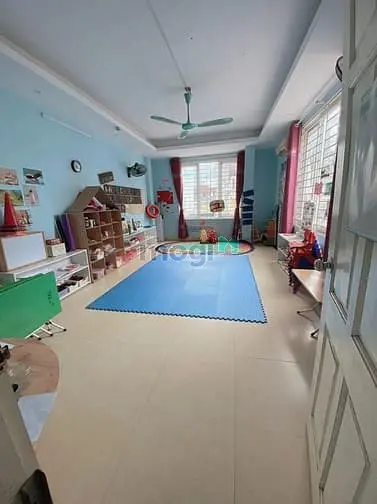 Cho Thuê Nhà Nguyên Căn Mặt Đường Hoàng Mai