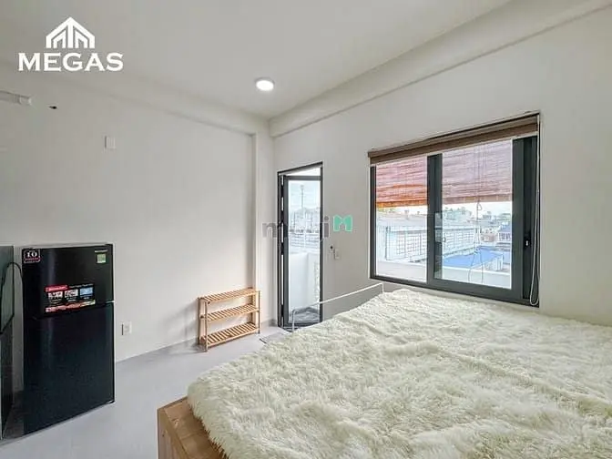 Studio Full Nội Thất Siêu Thoáng Cửa Sổ Ngay Mặt Tiền Nguyễn Văn Lượng