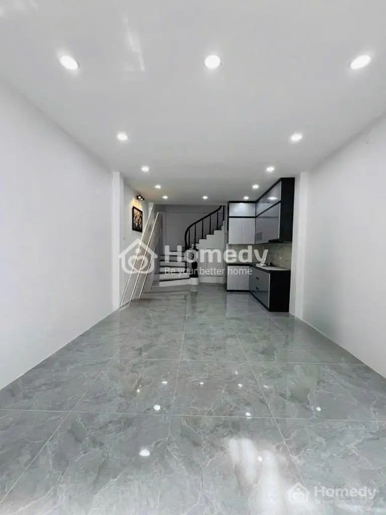 Trường Lâm, Long Biên - 1 Bước Ra Mặt Phố - Dân Xây 5T - Xe Bán Tải Ngủ Trong Nhà - 35M2 - 10.X Tỷ